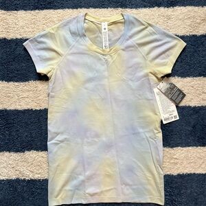 NWT Lululemon Swiftly Tech Short Sleeve Size 8